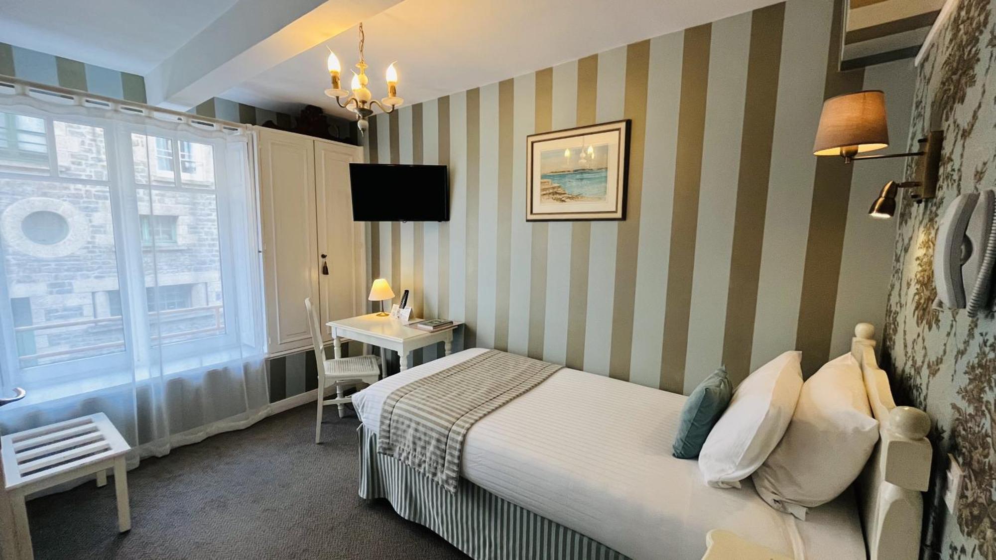 Hotel-Restaurant Printania Ντινάρ Εξωτερικό φωτογραφία